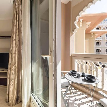 Luxury 1 Bedroom With A Private Beach Taj Granduer Residence At Palm Dubaj Kültér fotó