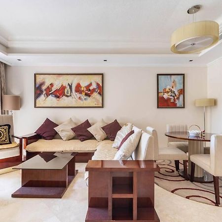 Luxury 1 Bedroom With A Private Beach Taj Granduer Residence At Palm Dubaj Kültér fotó